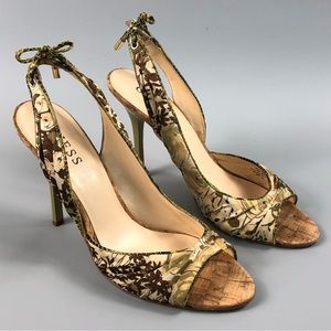 Guess Elegent Women’s Tapered Bow Heels Size 8